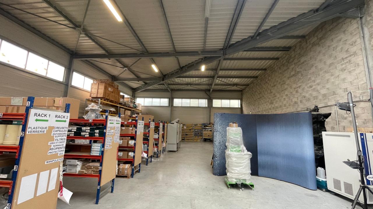 Vente local d'activité Aubergenville Yvelines OVACT2536876 4