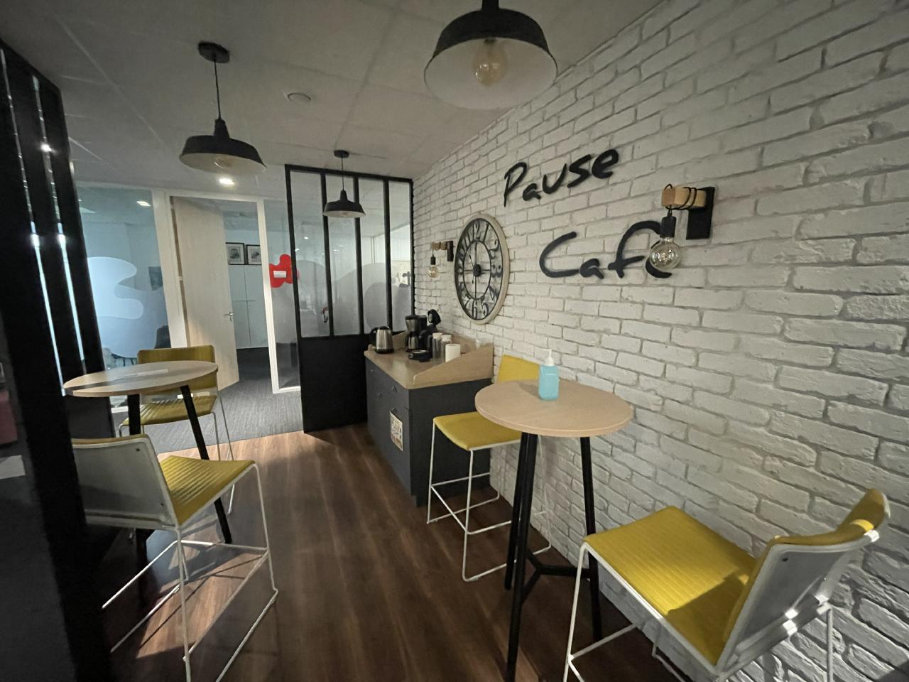 Location bureau Tours Indre-et-Loire OLBUR2419703 1