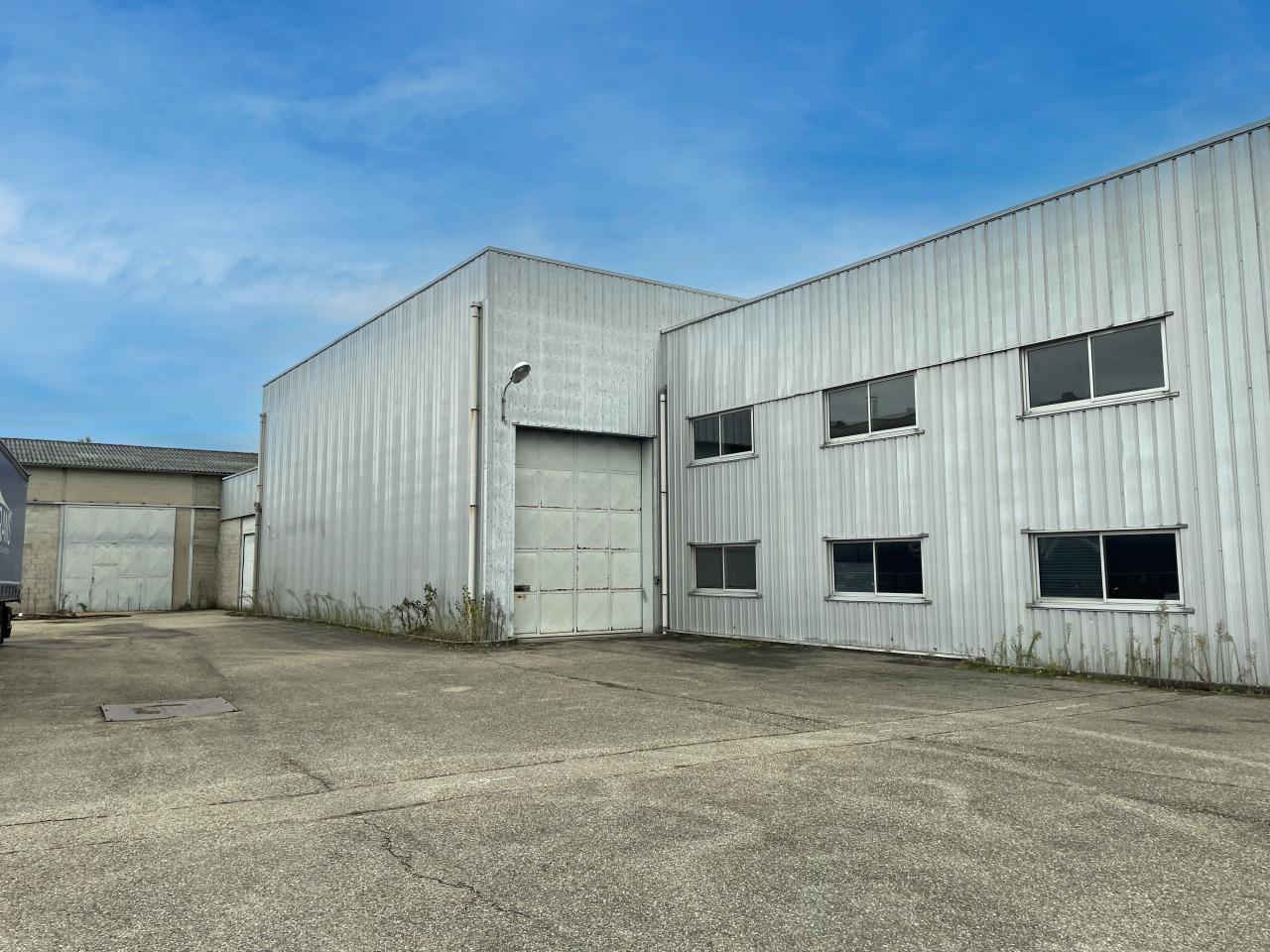 Vente local d'activité Vénissieux Rhône OVACT2420374 2