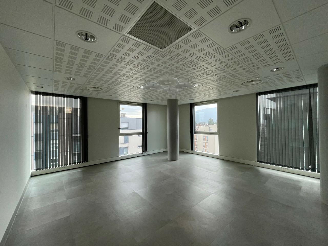 Location bureau Annemasse Haute-Savoie OLBUR2316677 3