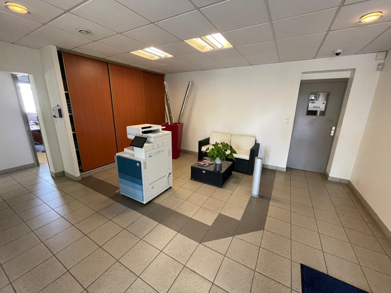 Vente local d'activité Cesson-Sévigné Ille-et-Vilaine OVACT2424398 1