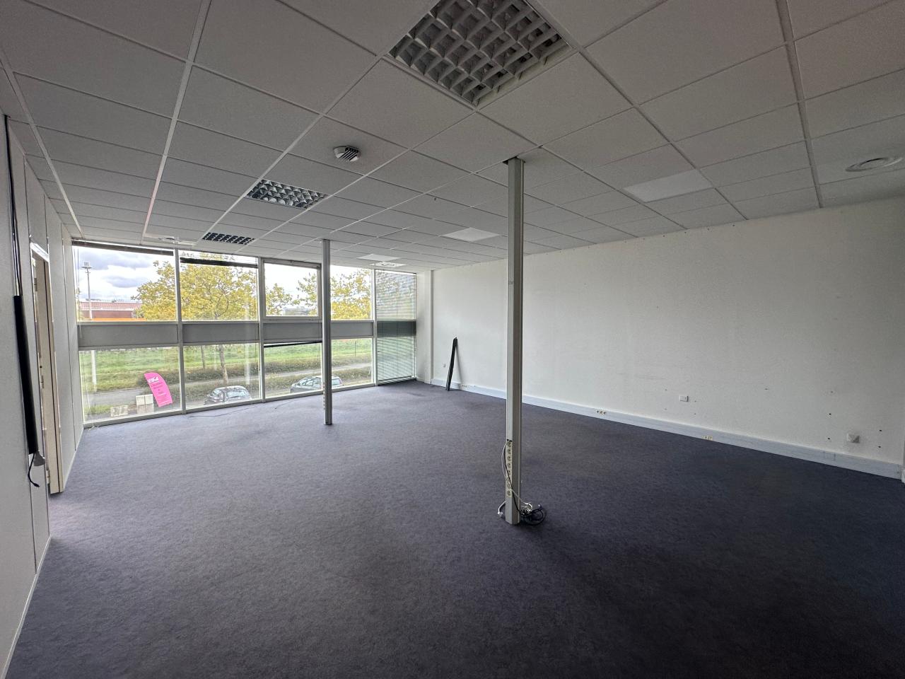 Location bureau Saint-Cyr-sur-Loire Indre-et-Loire OLBUR2642998 3
