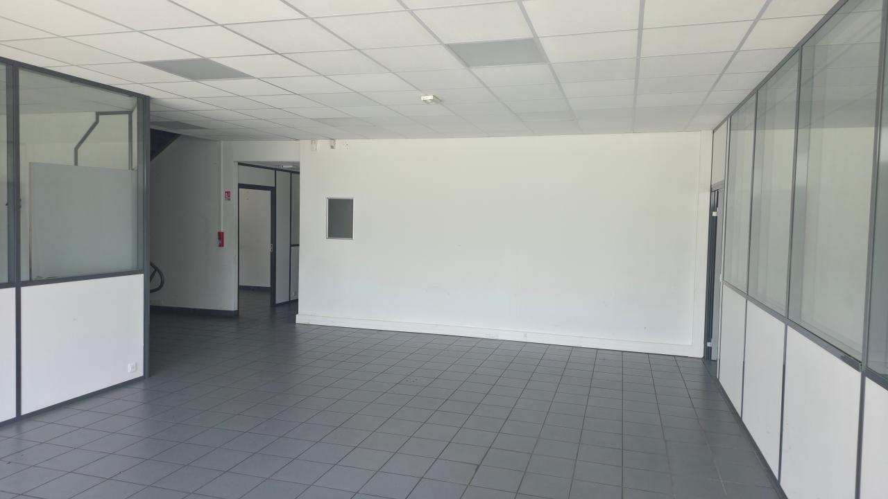 Location local d'activité Ferrières-en-Brie Seine-et-Marne OLACT2427301 4