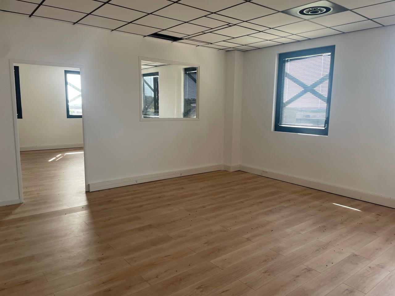 Vente bureau Castries Hérault OVBUR2640403 1