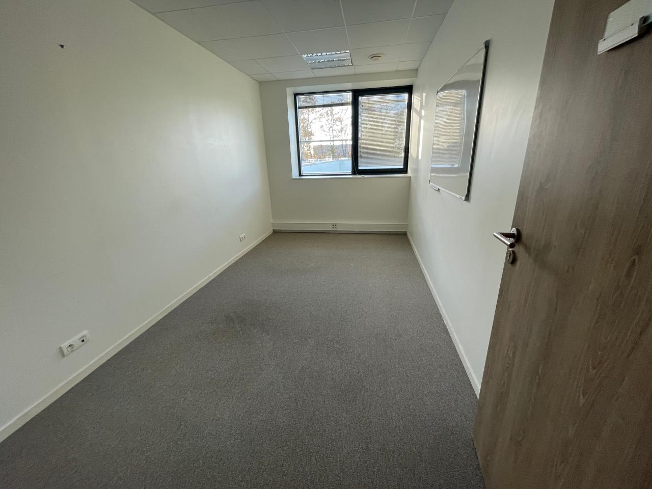 Location bureau Saint-Jacques-de-la-Lande Ille-et-Vilaine OLBUR2537482 4