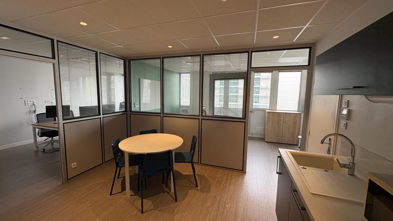 Vente bureau Tours Indre-et-Loire OVBUR2640439 3