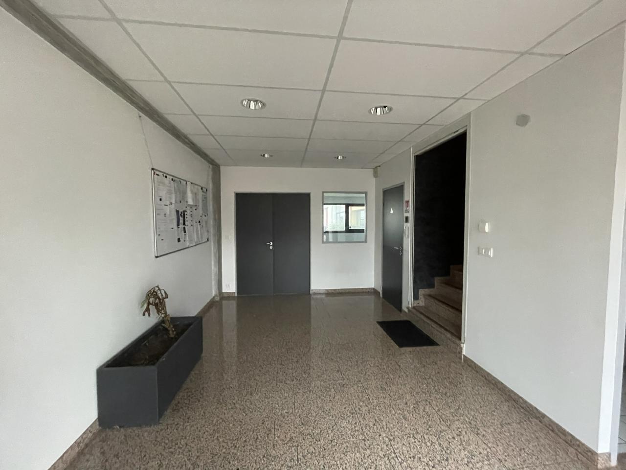 Location bureau Eckbolsheim Bas-Rhin OLBUR2420105 3