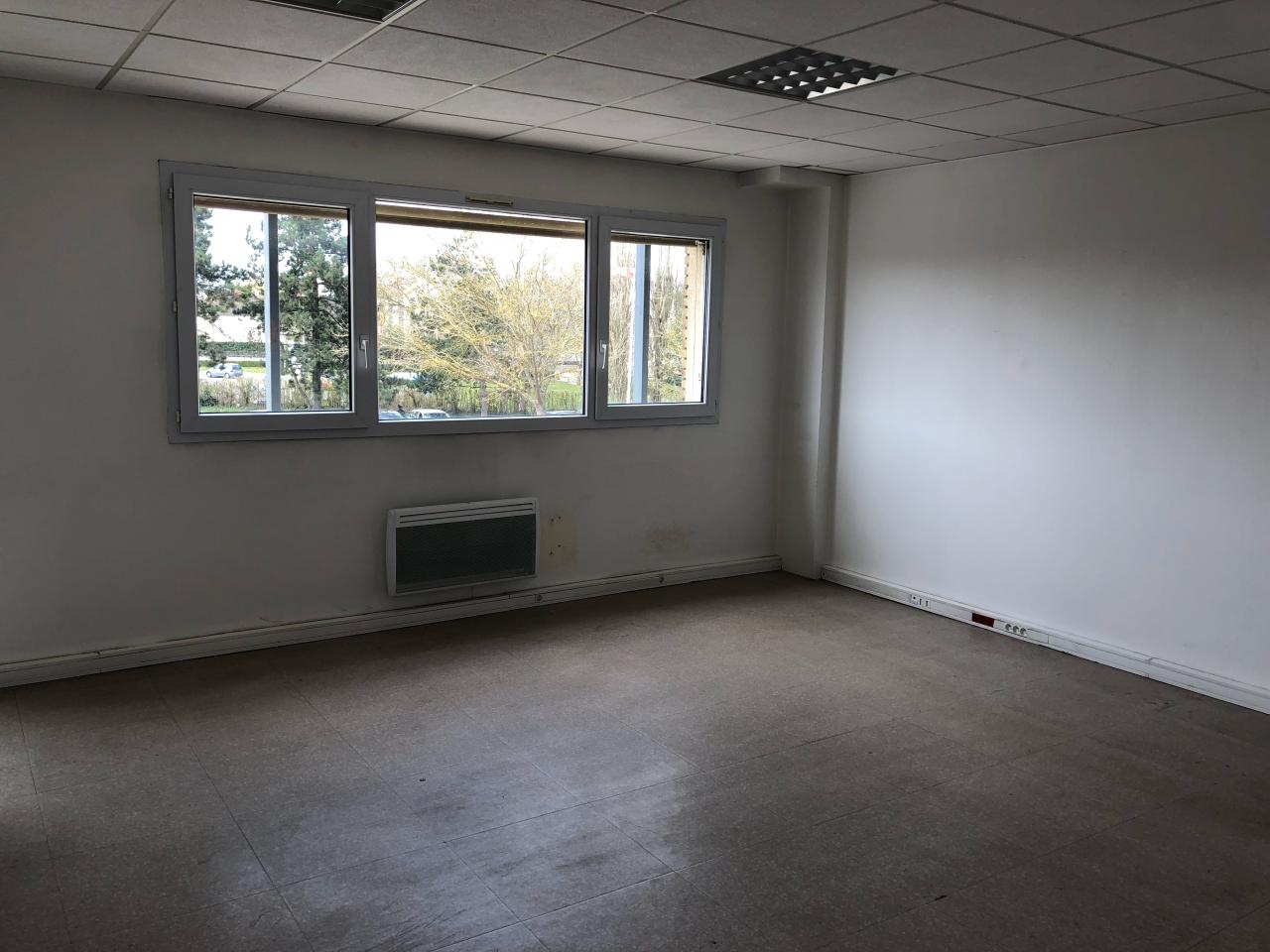Location local d'activité Élancourt Yvelines OLACT2532649 4