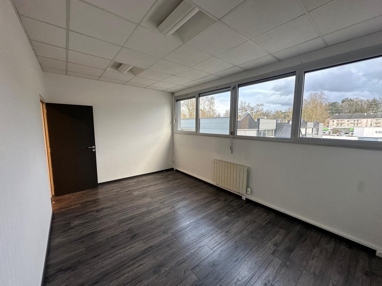 Location bureau Saint-Avertin Indre-et-Loire OLBUR2638172 1
