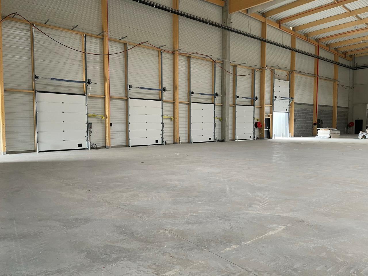 Location entrepôt classe a Brebières Pas-de-Calais OLLOG2203225 3