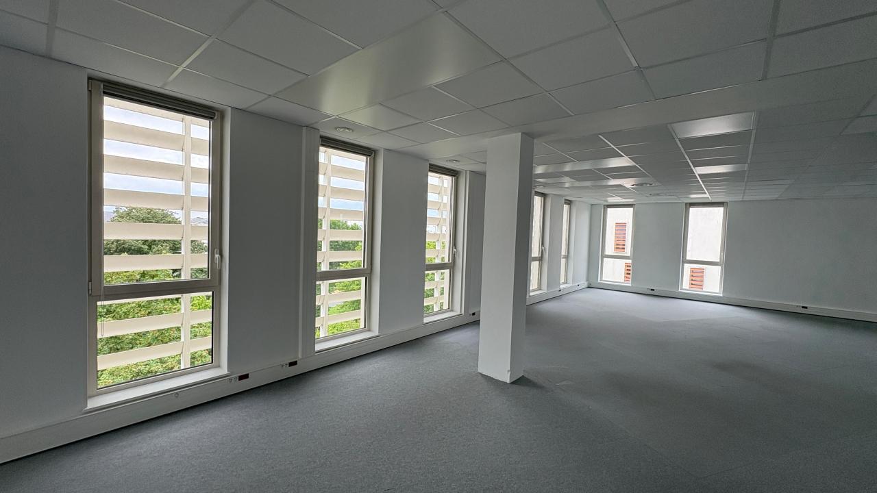 Location bureau Tours Indre-et-Loire OLBUR2427808 2