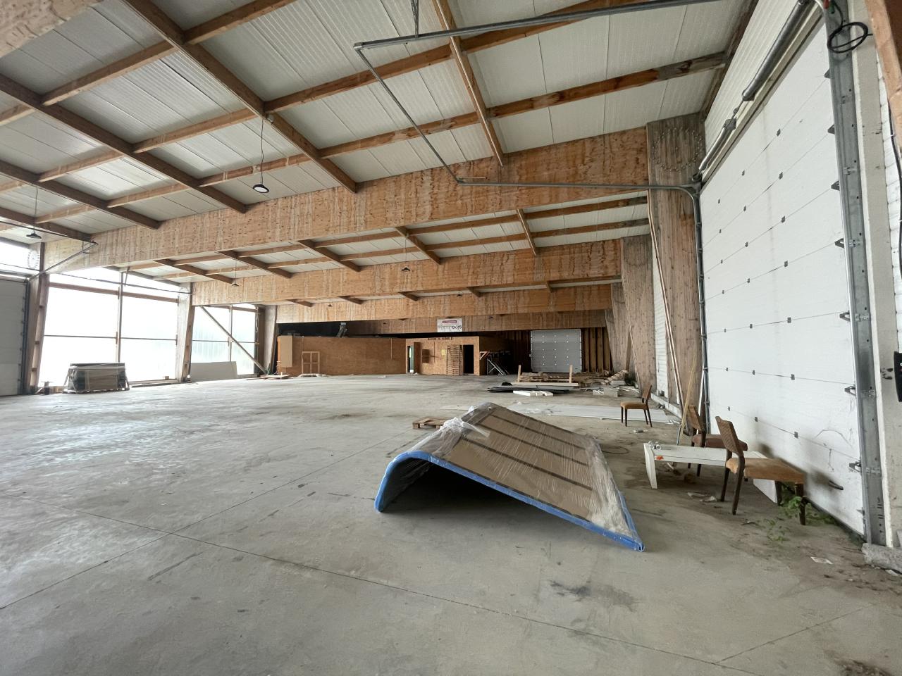 Location bureau Cessens Savoie OLBUR2421406 1