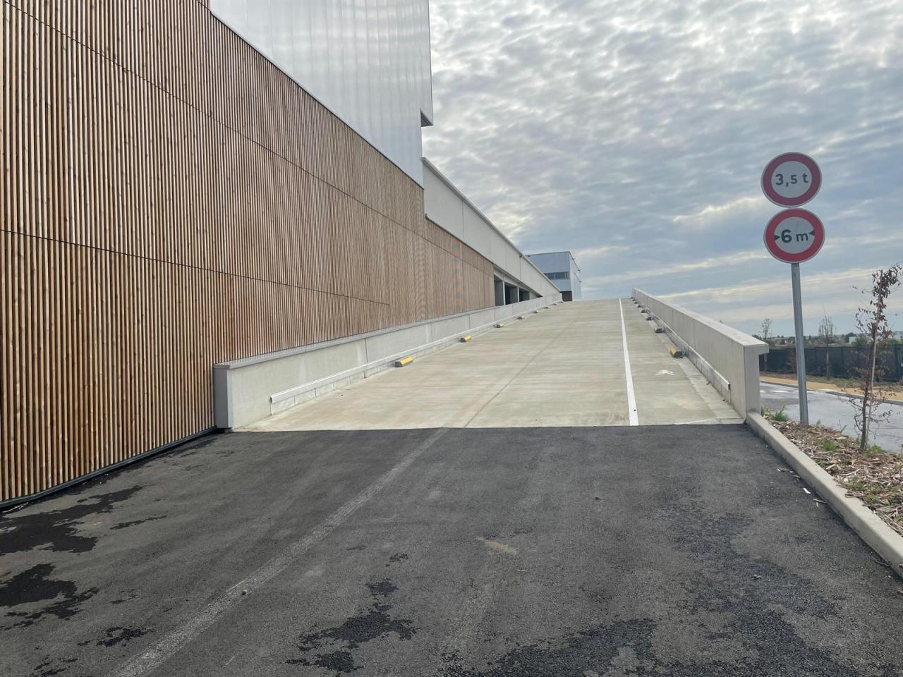 Location local d'activité Tremblay-en-France Seine-Saint-Denis OLACT2310113 1