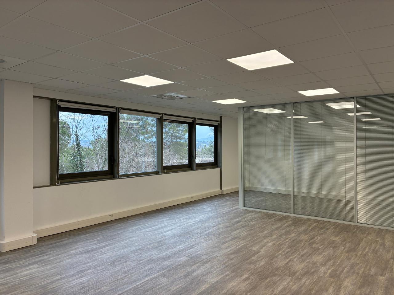 Location bureau Aix-en-Provence Bouches-du-Rhône OLBUR2115091 4