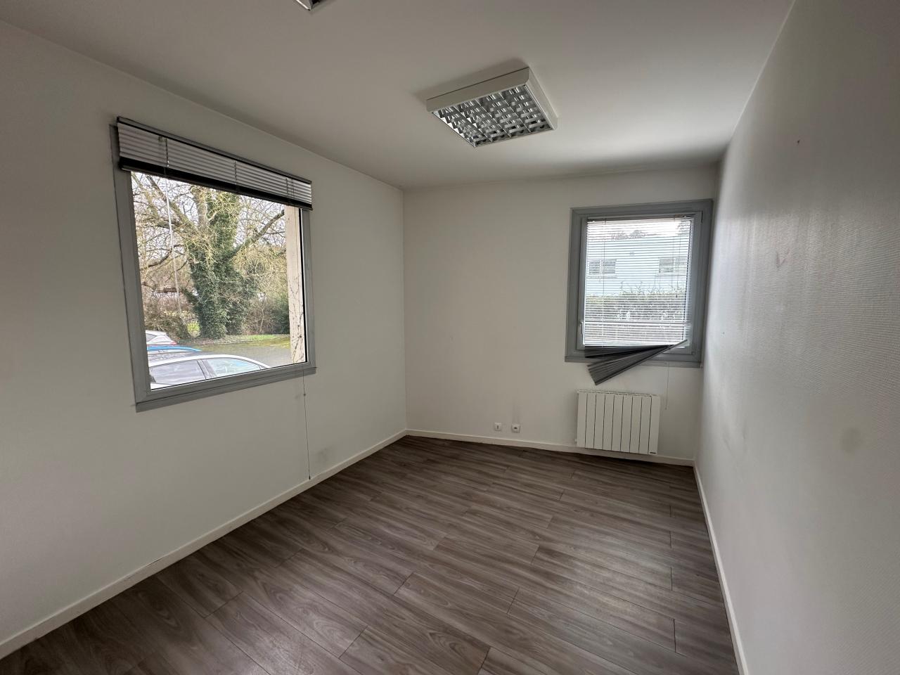 Location bureau Saint-Avertin Indre-et-Loire OLBUR2638231 1