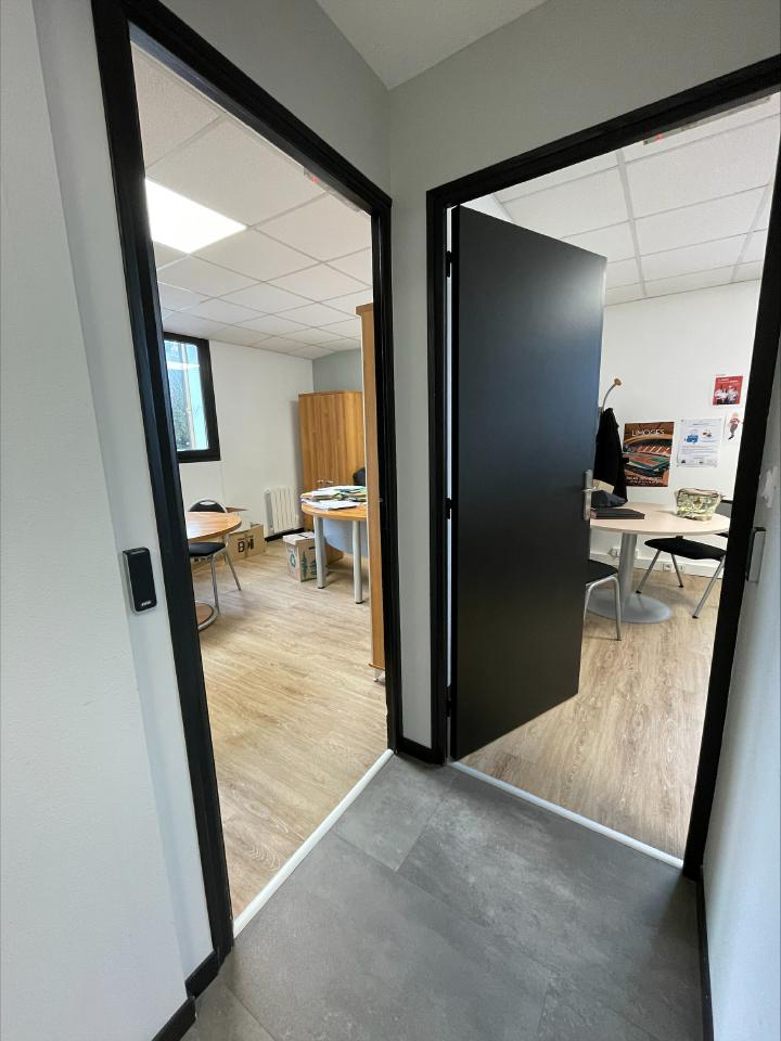 Location bureau Cesson-Sévigné Ille-et-Vilaine OLBUR2204121 3