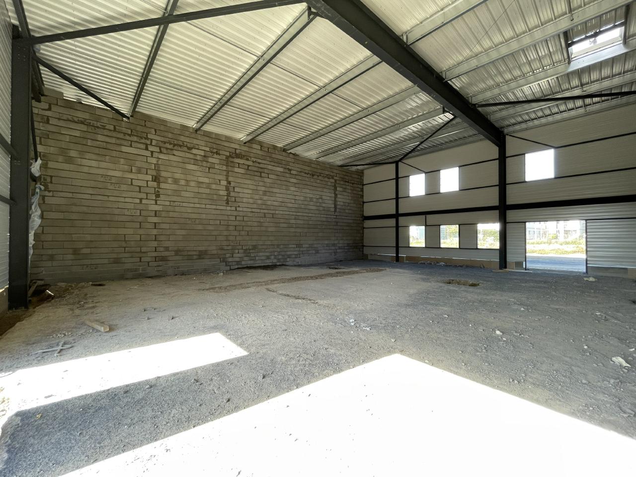 Vente local d'activité Chambray-lès-Tours Indre-et-Loire OVACT2204428 4