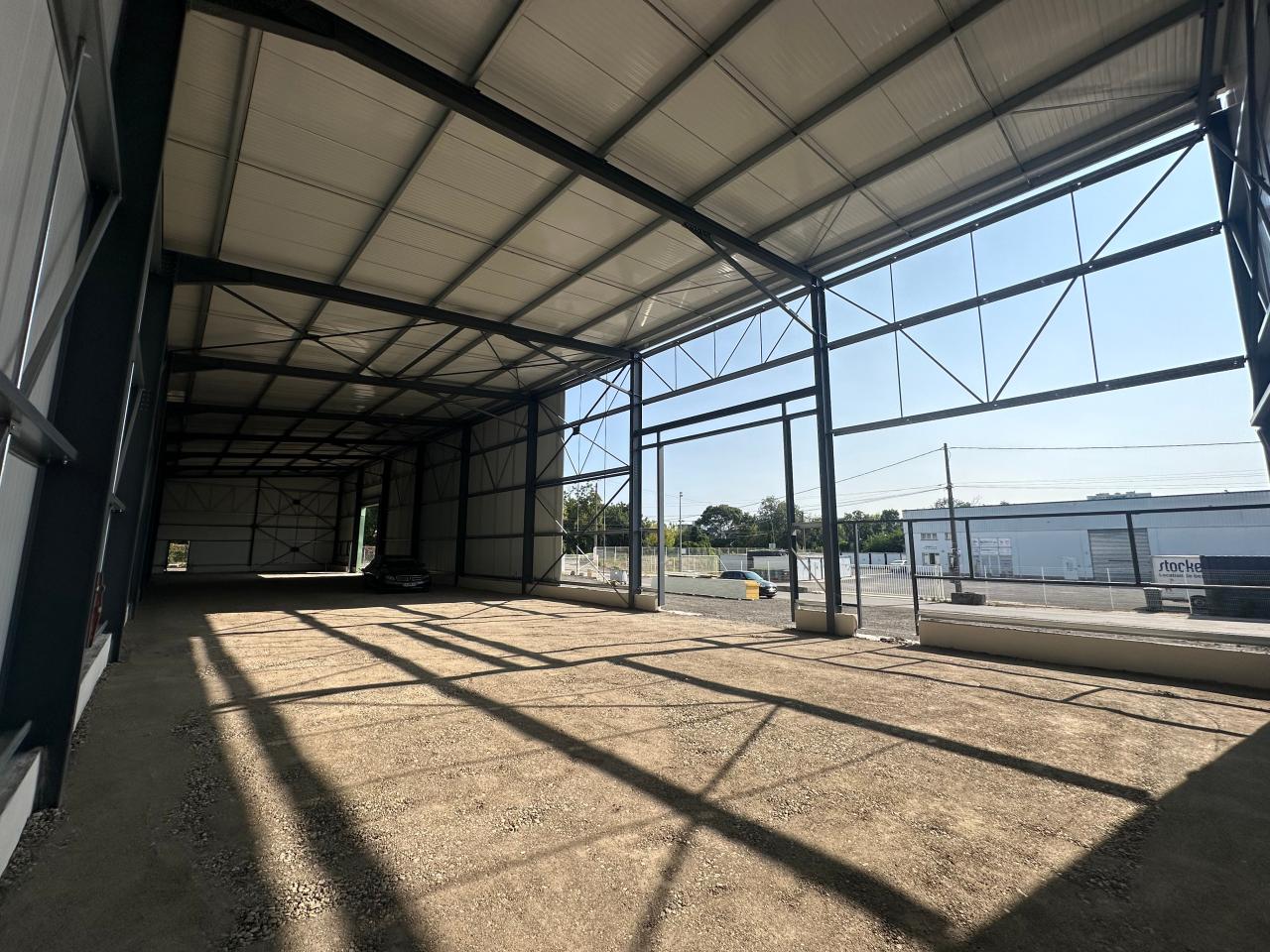 Location local d'activité Tours Indre-et-Loire OLACT2640372 4
