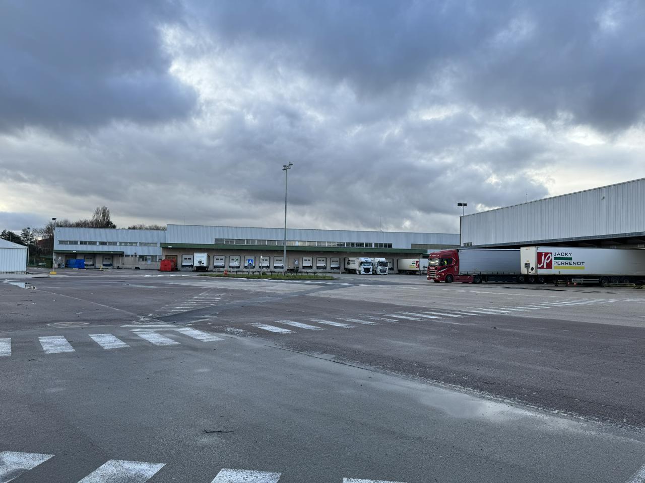 Location entrepôt classe b Besançon Doubs OLLOG2419611 1