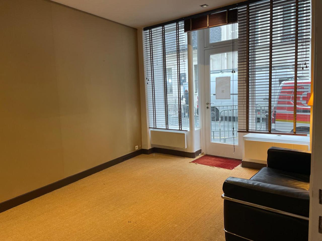 Location commerce Paris OLCOM2640575 1