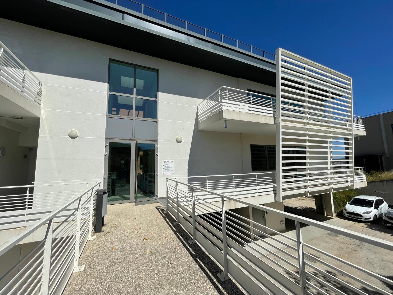 Location bureau Aix-en-Provence Bouches-du-Rhône OLBUR2309196 4