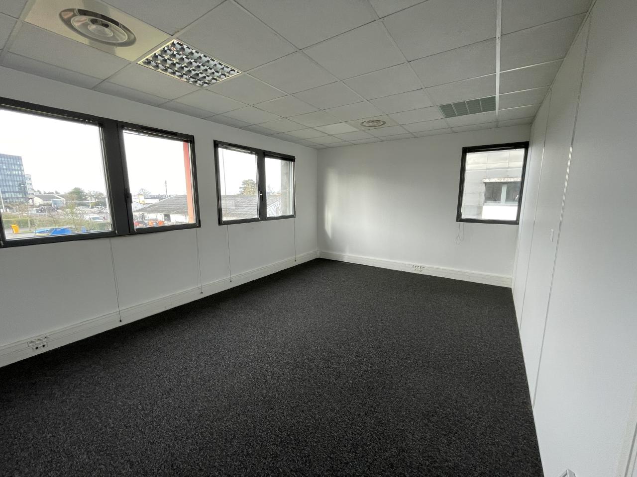 Location bureau Saint-Herblain Loire-Atlantique OLBUR2112433 1