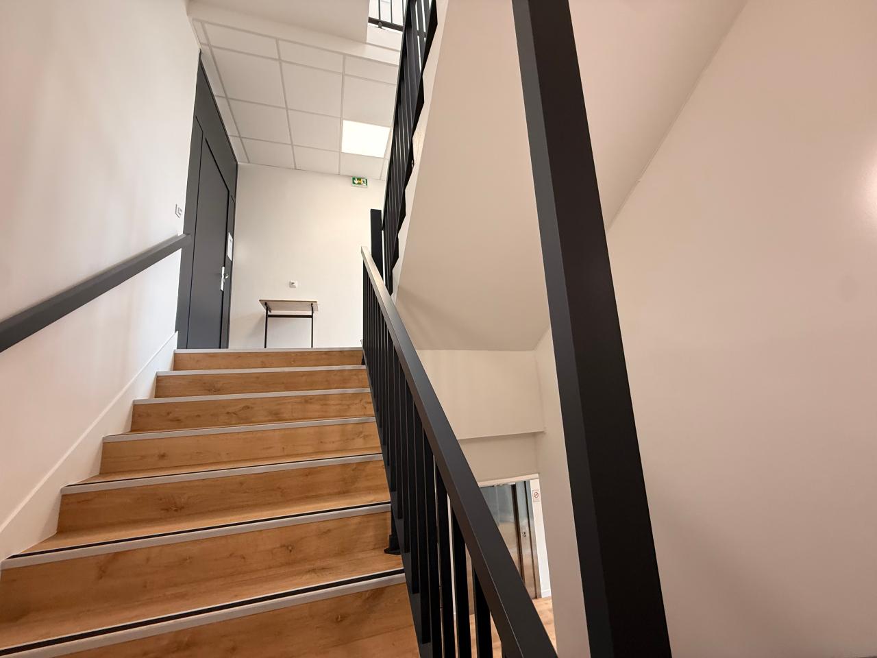 Location bureau Pontault-Combault Seine-et-Marne OLBUR2311785 2