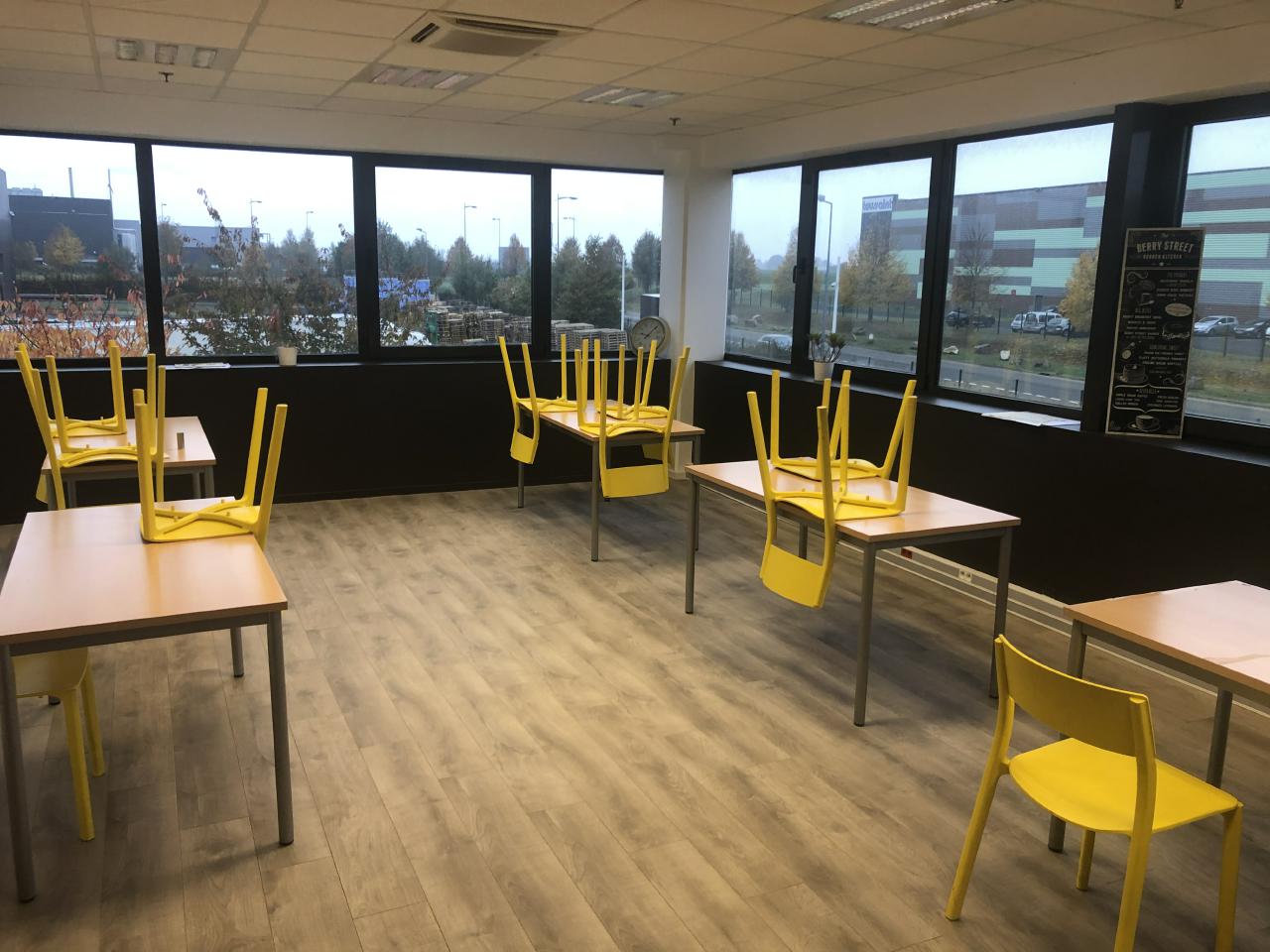 Location entrepôt classe a Tilloy-lez-Cambrai Nord OLLOG2420296 1