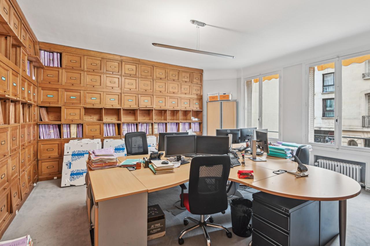 Location bureau Paris OLBUR2425411 1