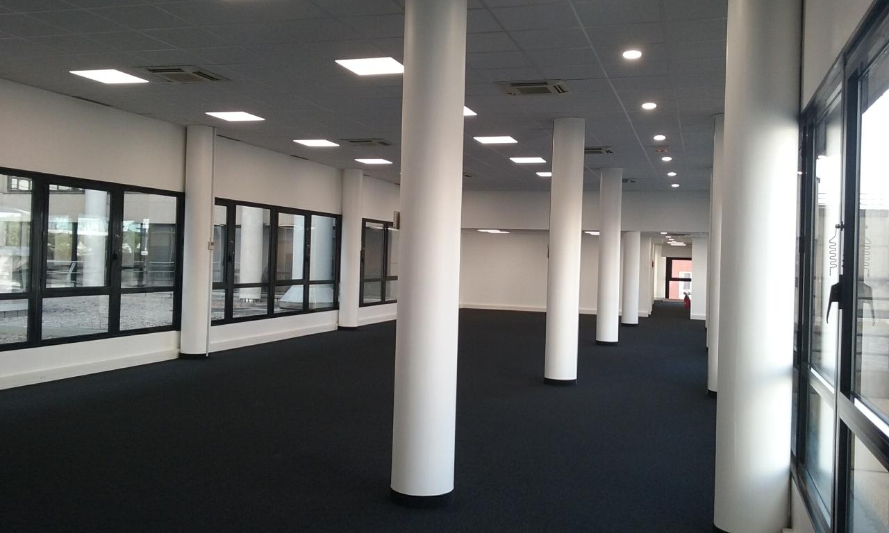 Location bureau Montigny-le-Bretonneux Yvelines OLBUR2104458 2