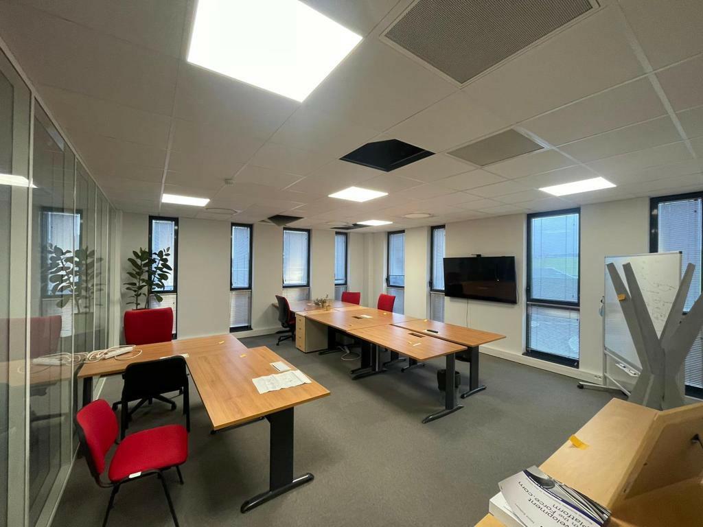 Location bureau Marseille Bouches-du-Rhône OLBUR2316821 3