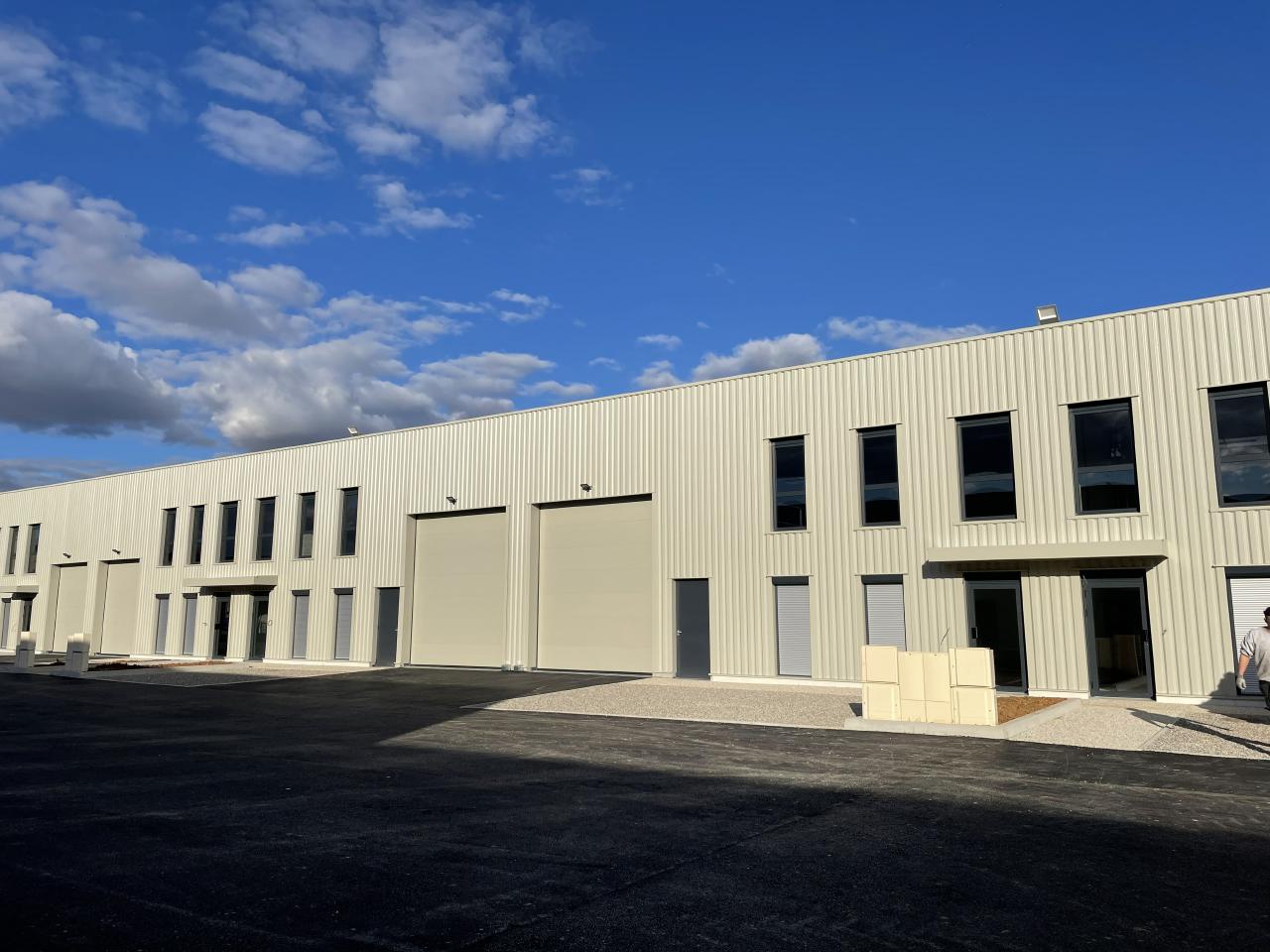 Location local d'activité Décines-Charpieu Rhône OLACT2200483 1