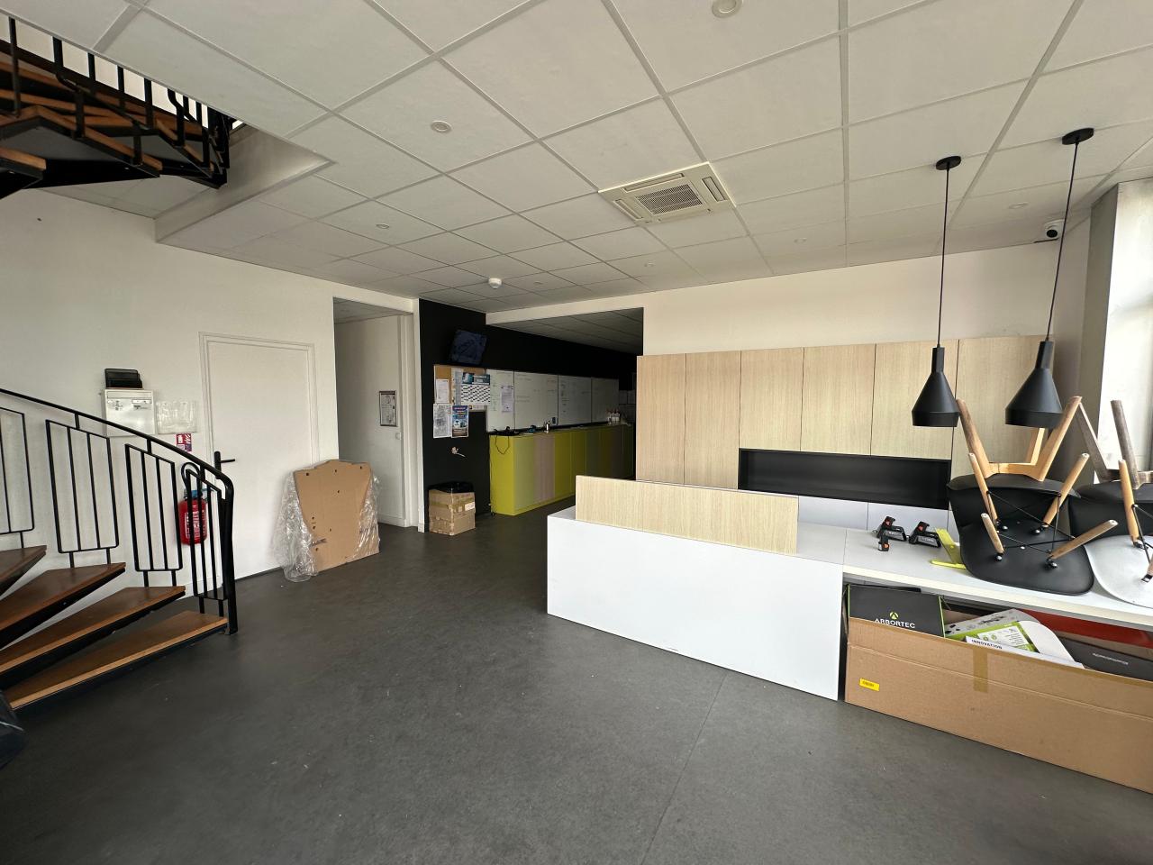 Location local d'activité Parçay-Meslay Indre-et-Loire OLACT2640569 1