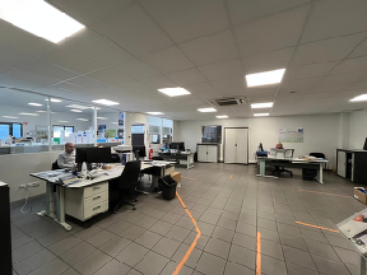 Location local d'activité Décines-Charpieu Rhône OLACT2639587 4