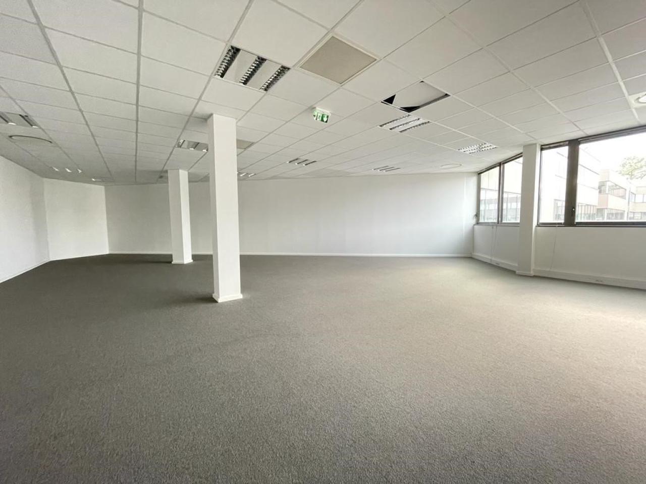 Location bureau Pessac Gironde OLBUR2422769 1