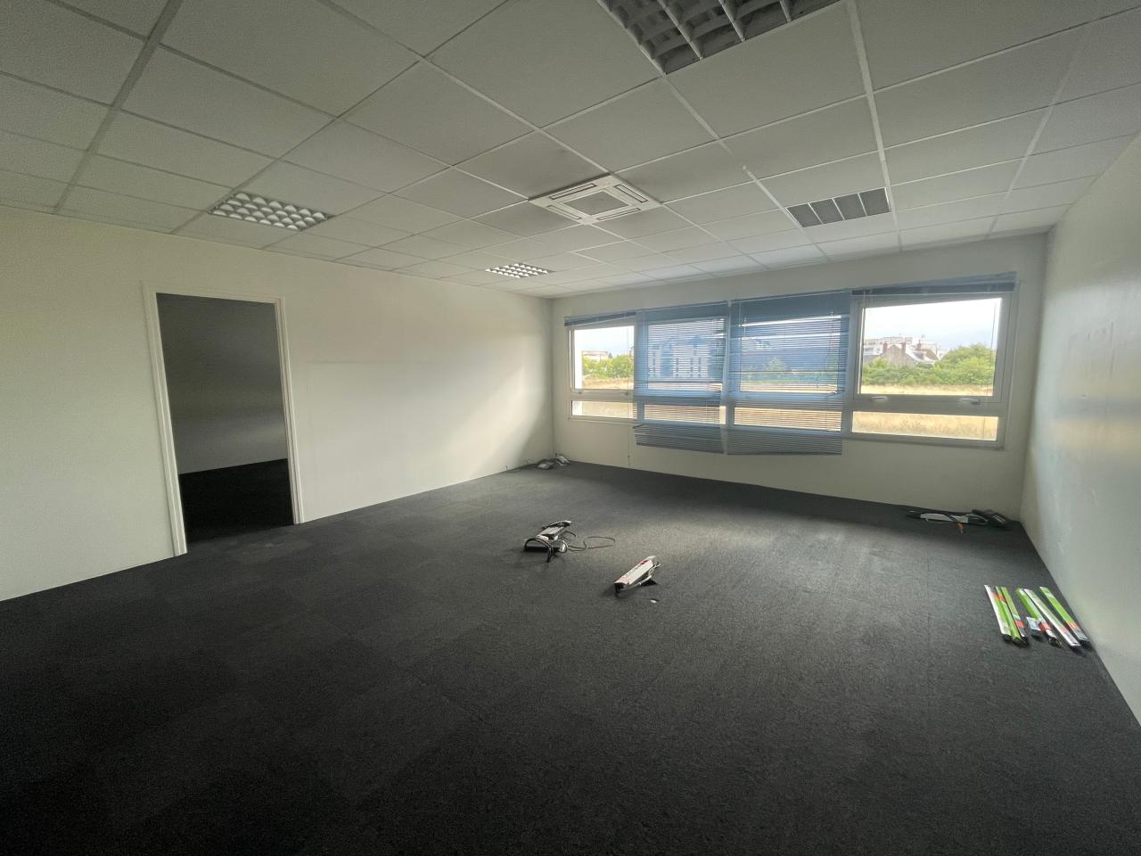 Location bureau Tours Indre-et-Loire OLBUR2318227