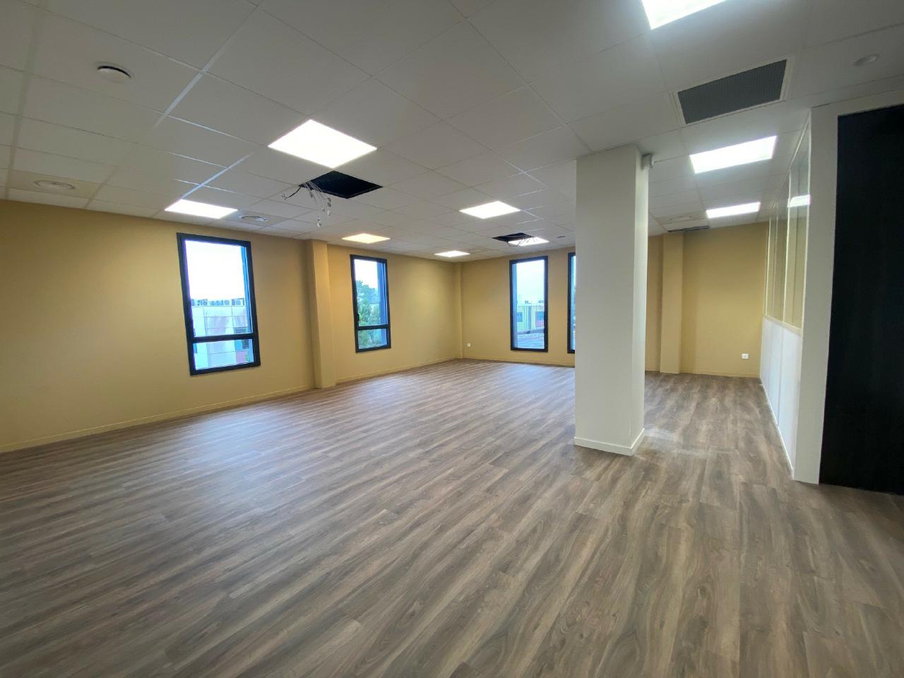 Location bureau Pessac Gironde OLBUR2425625 4