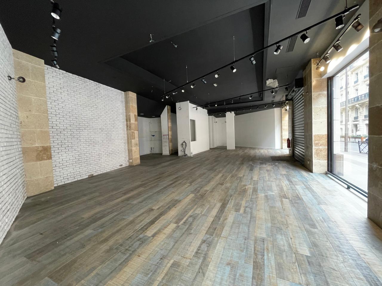 Location commerce Paris OLCOM2534231 2