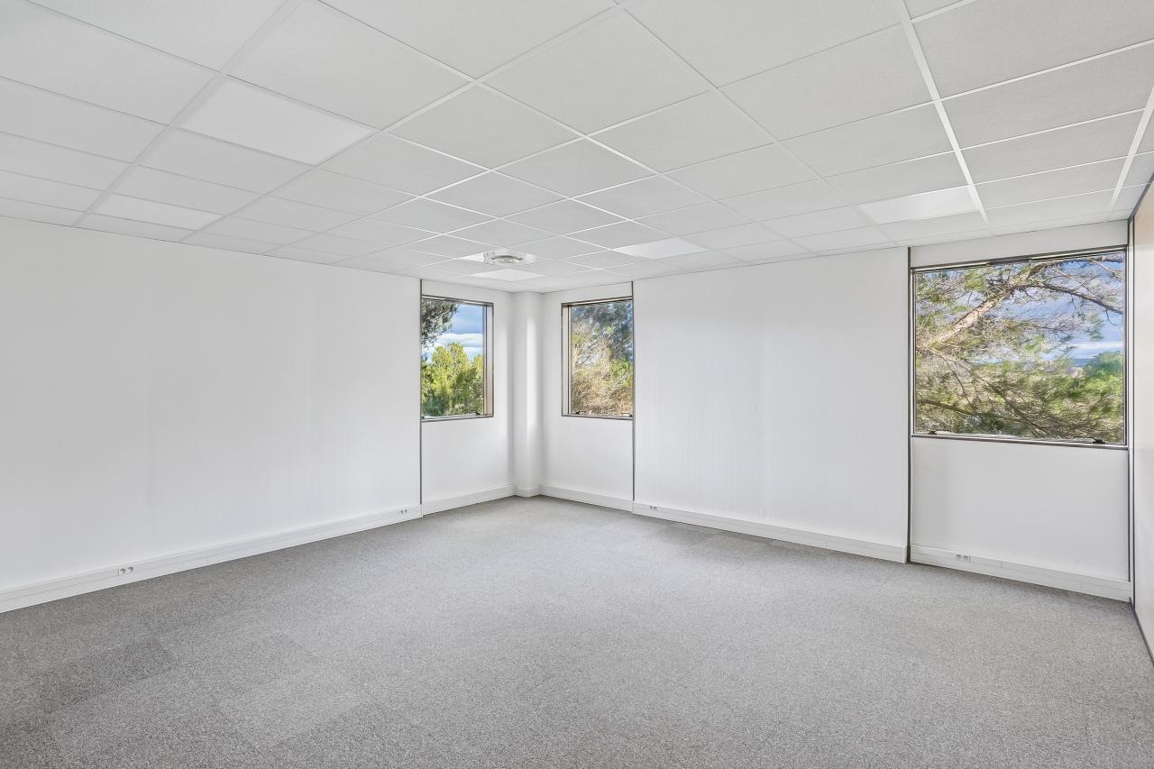 Location bureau Aix-en-Provence Bouches-du-Rhône OLBUR2115070 3