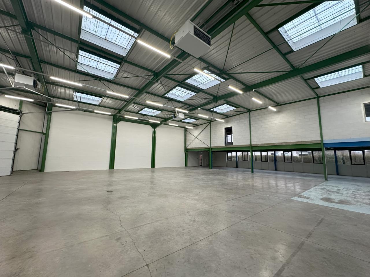 Location local d'activité Saint Thibault des Vignes Seine-et-Marne OLACT2315163 1