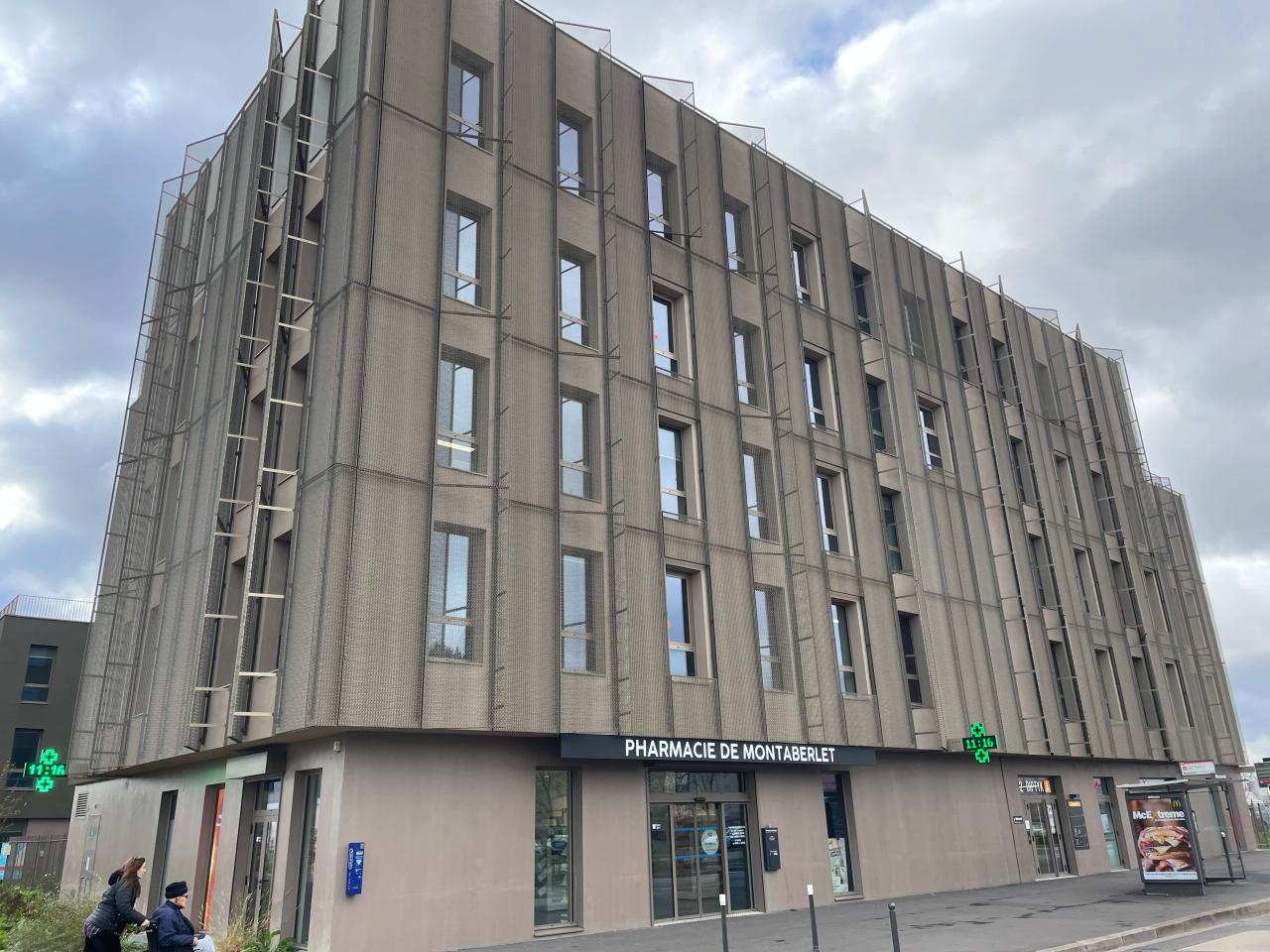 Vente bureau Décines-Charpieu Rhône OVBUR2110473 4