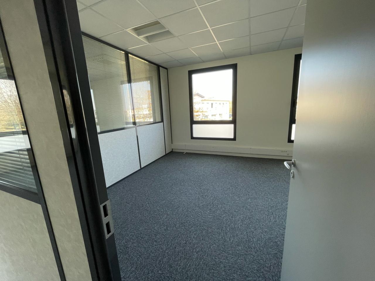 Location bureau Serris Seine-et-Marne OLBUR2530838 3