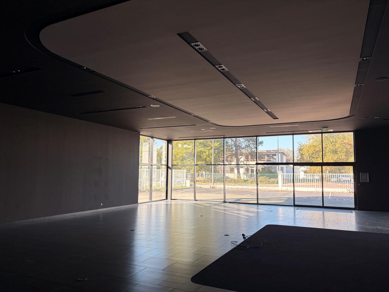Vente local d'activité Bourg-en-Bresse Ain OVACT2645550 2