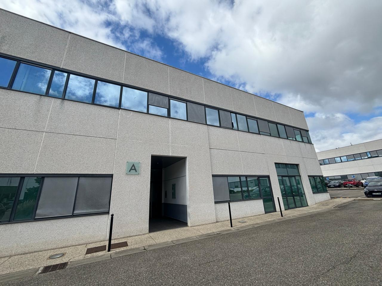 Location bureau Champagne-au-Mont-d'Or Rhône OLBUR2640592