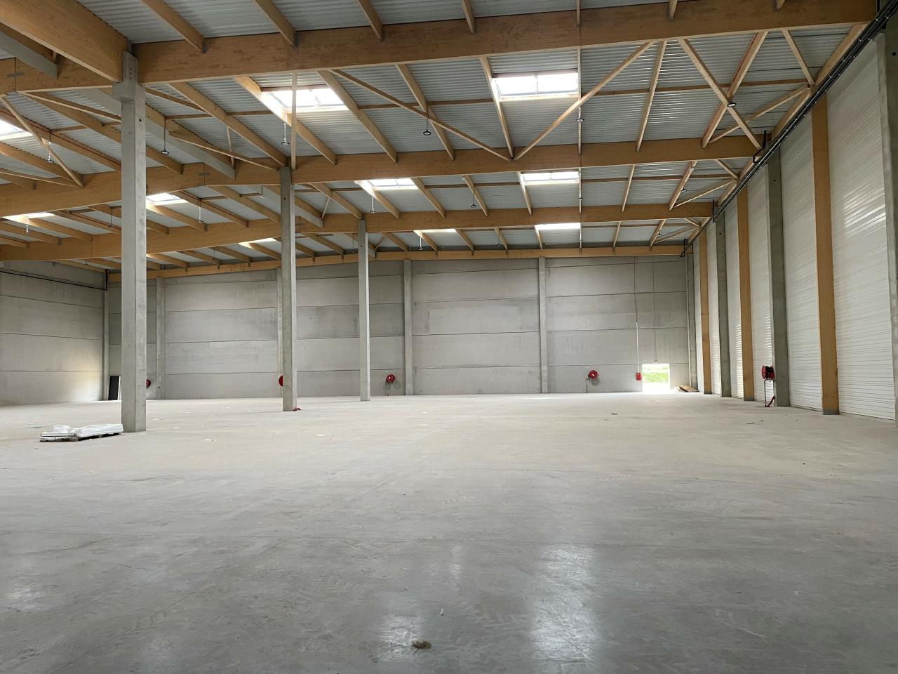 Location entrepôt classe a Brebières Pas-de-Calais OLLOG2203225 4