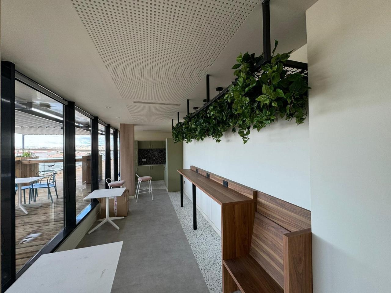 Vente bureau Marseille Bouches-du-Rhône OVBUR2425838 2