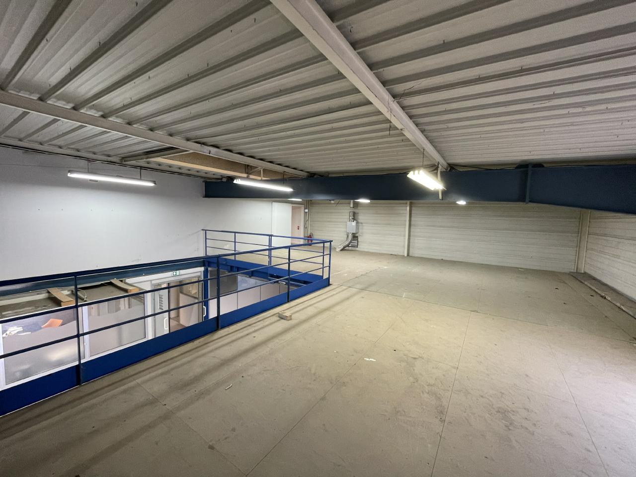 Location local d'activité Magny-les-Hameaux Yvelines OLACT2315490 3