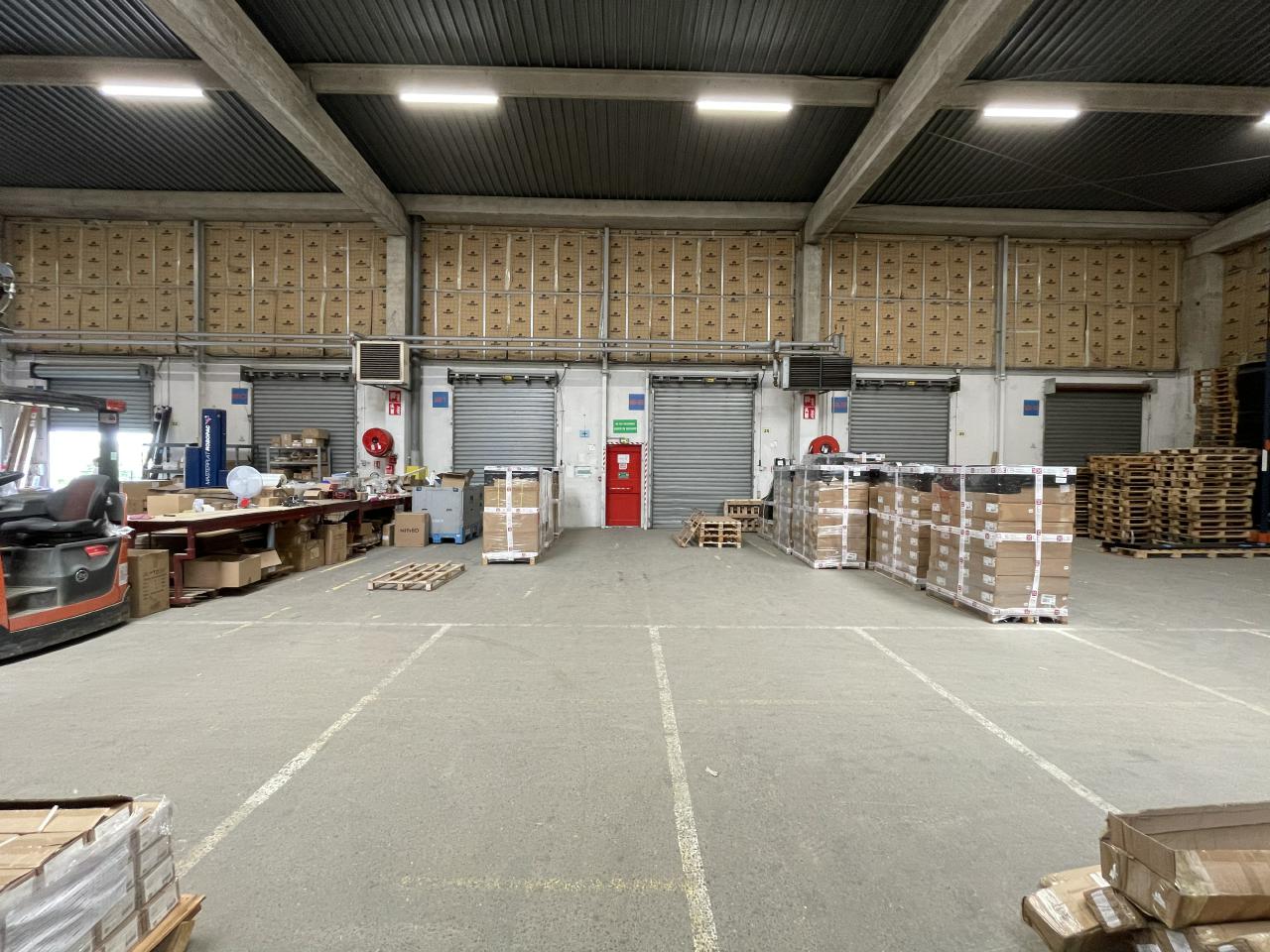 Vente local d'activité Saint-Quentin-Fallavier Isère OVACT2313116 2