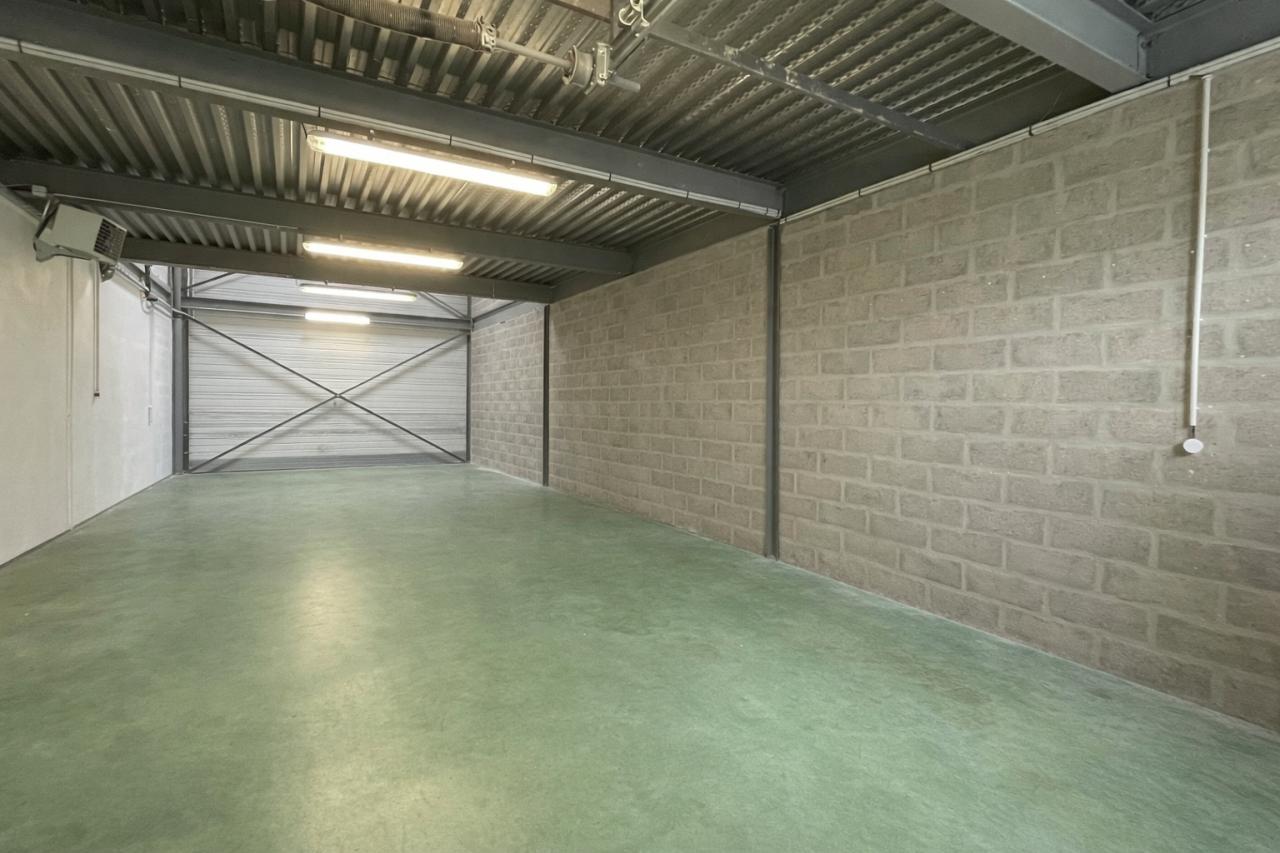 Vente local d'activité Les Essarts-le-Roi Yvelines OVACT2531211 3