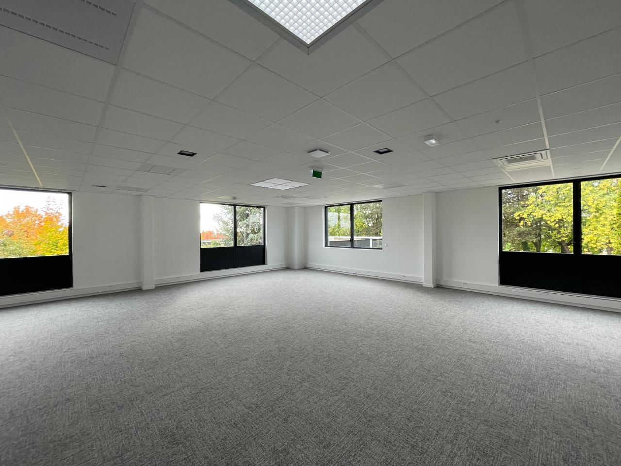 Location bureau Mont-Saint-Aignan Seine-Maritime OLBUR2428611 2